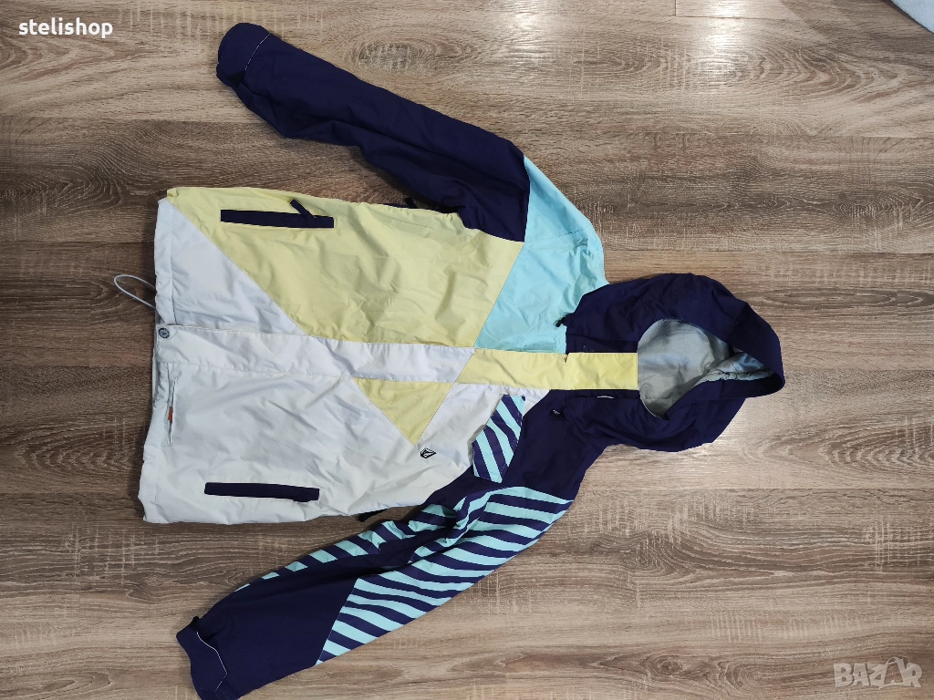 Дамско ски яке Volcom размер M, снимка 1