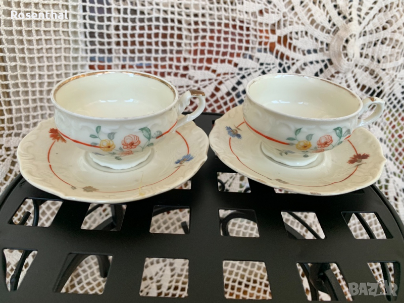 Два броя красиви малки чашки за кафе с подложни чинийки + 2 бонус със забележки, снимка 1