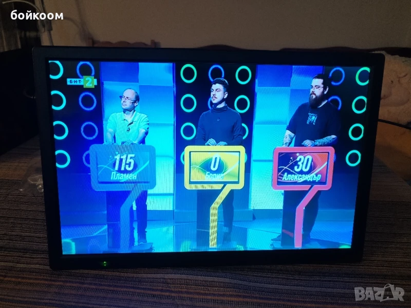 Портативен телевизор 16 инча, снимка 1