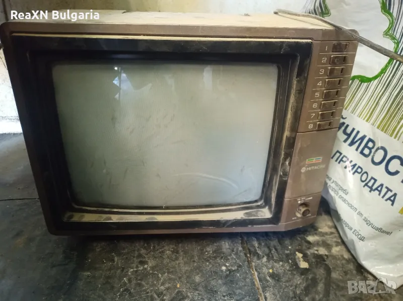 Телевизор Hitachi made in Japan работещ, снимка 1