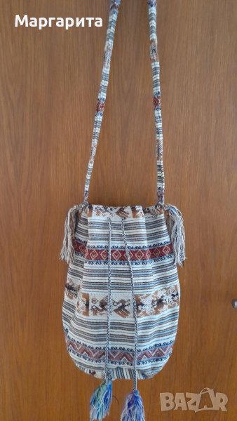 Продавам текстилна пъстра чанта, снимка 1