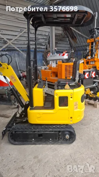 Мини багер, снимка 1