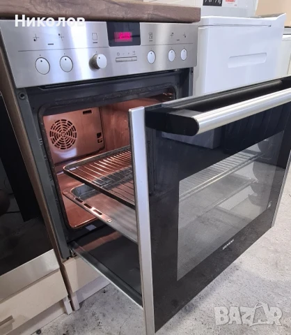 Фурна с котлони за вграждане и пиролиза Siemens , снимка 2 - Печки, фурни - 51202248