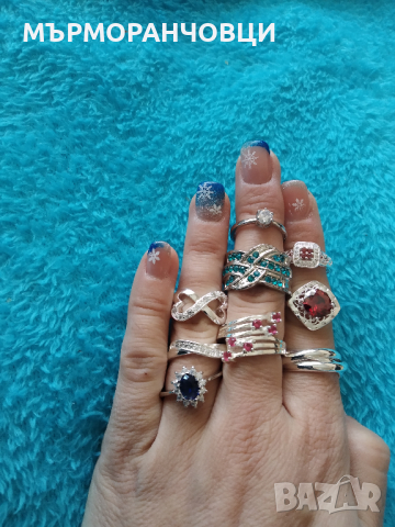 Нов, сребърен пръстен. 17 налични модели.цена 35 или 45лв .С подарък-луксозна подаръчна кутия.