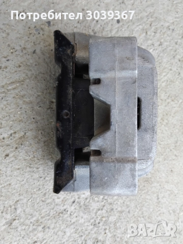 Тампон двигател Голф 4 (Golf IV), снимка 4 - Части - 51595349