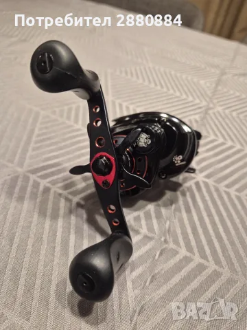 Продавам baitcast Abu Garcia Revo 4 SX – 6.6:1, снимка 4 - Макари - 56053446