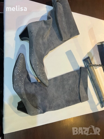 Велурени ботуши с камъни, снимка 2 - Дамски ботуши - 52164697