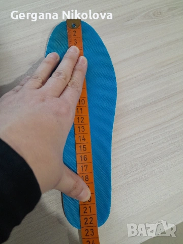 Маратонки за футбол и Скичърс, снимка 3 - Детски маратонки - 53698445