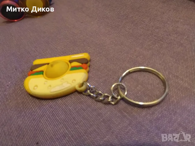 Детски ключодържател космонавт и друг, снимка 5 - Дрънкалки и чесалки - 49304949