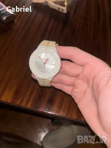 ⌚🤍 **Бял часовник Reebok** — спортен, стилен и модерен\! 🔥