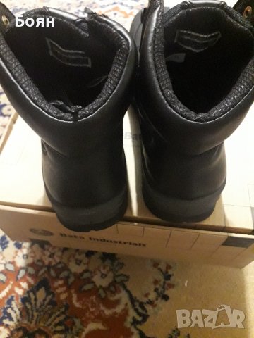Работни обувки Bata, снимка 3 - Други - 42421091