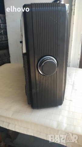 Rадиокасетофон Grundig RR720, снимка 3 - Радиокасетофони, транзистори - 41390827