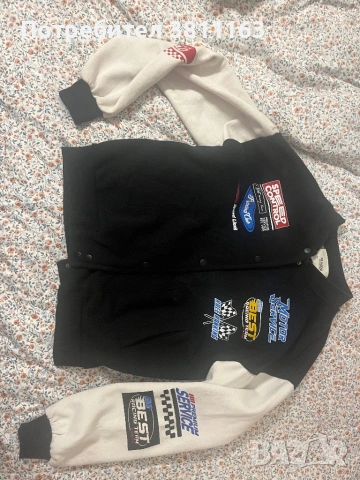 Памучна жилетка с Формула 1 символи с широки ръкави и копчета на Pull&Bear, снимка 3 - Жилетки - 53852554