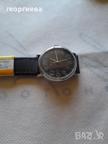 часовник Ракета, снимка 2 - Антикварни и старинни предмети - 51066299