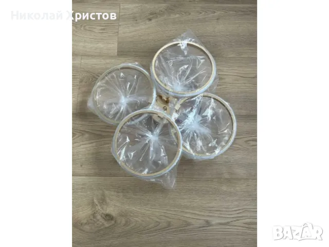 Стилен и луксозен модерен LED полилей с 4 глави, в златен цвят, снимка 2 - Лампи за таван - 47489293