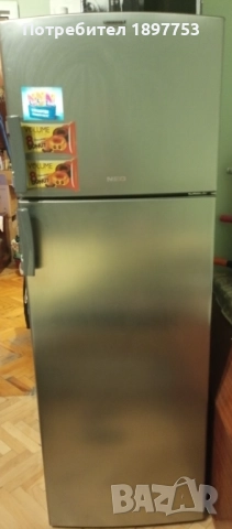 Хладилник с горна камера Нео