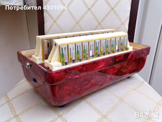 Корпус (баси) с тарги за Акордеон Weltmeister Caprice 40 баса, снимка 5 - Акордеони - 53592118