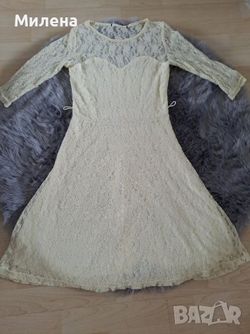 Дантелена рокля Xs размер
