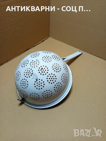 Соц Стар Емайлиран Гевгир., снимка 2 - Антикварни и старинни предмети - 49715589