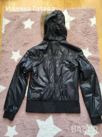 Дамско яке Puma р-р М, снимка 2 - Якета - 47314760