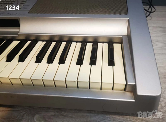 синтезатор клавир пиано YAMAHA DGX-300 с 6 октави и динамична клавиатура, снимка 8 - Синтезатори - 53298903