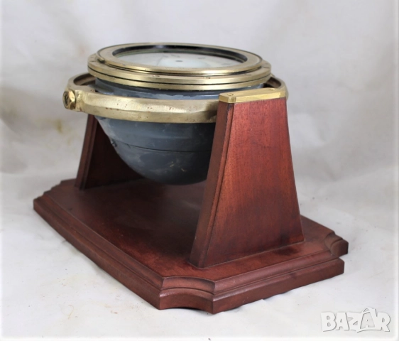 114 Компас магнитен, руски за морския търговски флот на СССР 60-те години, снимка 3 - Антикварни и старинни предмети - 51210016