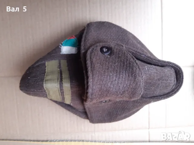 Военно офицерско зимно кепе , шапка , униформа - БНА , НРБ, снимка 4 - Антикварни и старинни предмети - 47956779