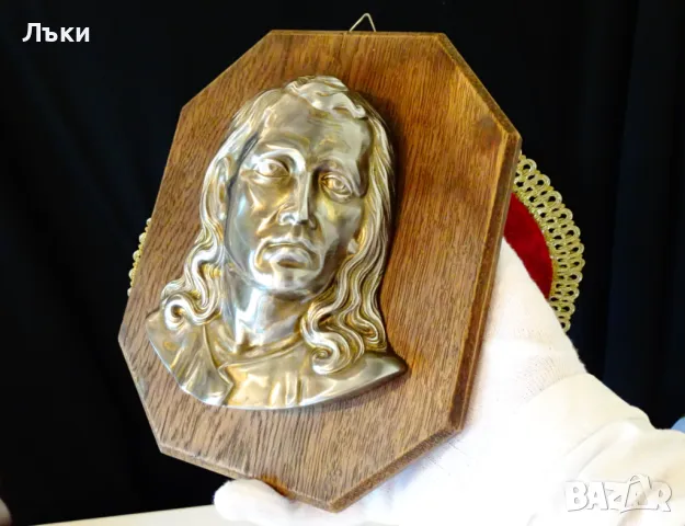 Скулптура,икона Исус от цинк,дървена основа. , снимка 2 - Икони - 47747108