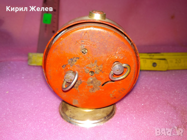 SLAVA MADE in USSR Стар КОЛЕКЦИОНЕРСКИ РУСКИ БУДИЛНИК МЕХАНИЧЕН НАСТОЛЕН ЧАСОВНИК СЛАВА СССР 43025, снимка 8 - Антикварни и старинни предмети - 44534253