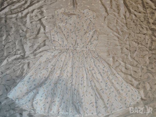 Елегантна къса рокля р-р 12А, 146-152 см, снимка 10 - Рокли - 40854755