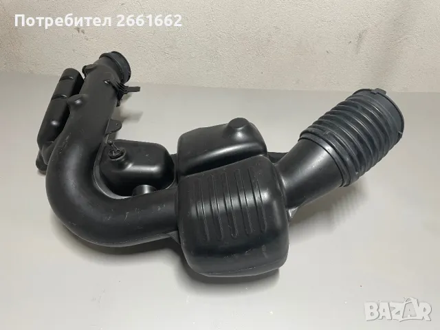 Grand Cherokee WK2 тръба за въздушен филтър / резонатор/