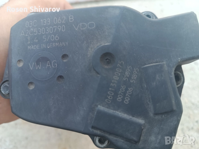 Дросел клапа Volkswagen Seat Skoda, снимка 2 - Части - 51618019