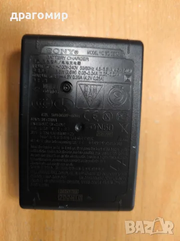 SONY BC-CSGB, снимка 2 - Батерии, зарядни - 48375155