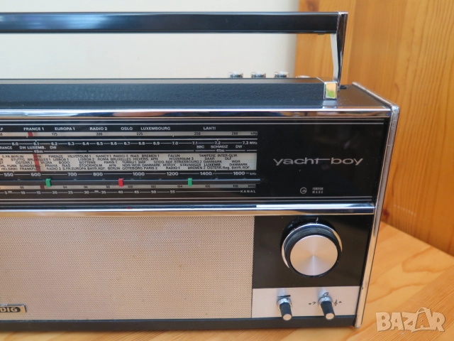 Grundig Yacht Boy Radio 210, снимка 3 - Радиокасетофони, транзистори - 52438278