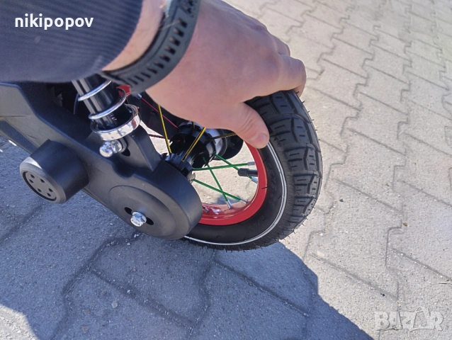 Акумулаторен мотор с помпещи гуми SUPER MOTO червен, снимка 9 - Детски велосипеди, триколки и коли - 53569698