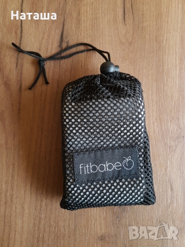Регулируем ластик за тренировки Fitbabe
