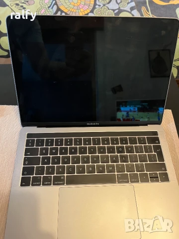 MacBook Pro 13” A1706 (2016) – за части 