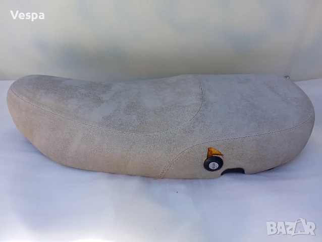 Piaggio Vespa седалка, снимка 2 - Части - 51317975