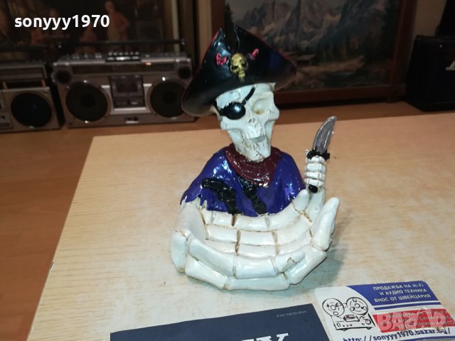Декоративен пепелник във формата на скелет пират 1308231050, снимка 8 - Колекции - 41840558