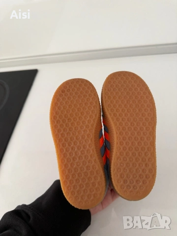 Adidas gazelle, снимка 3 - Детски маратонки - 53825467