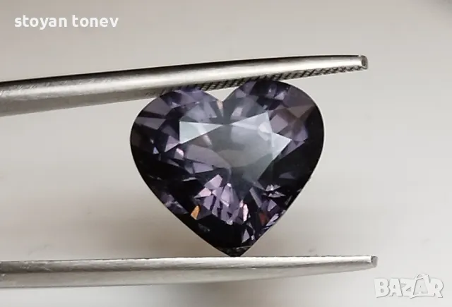 Тренди шпинел в сивеещо лилаво и VVS чистота - 5.02кт.! Нов!, снимка 10 - Колиета, медальони, синджири - 44719364