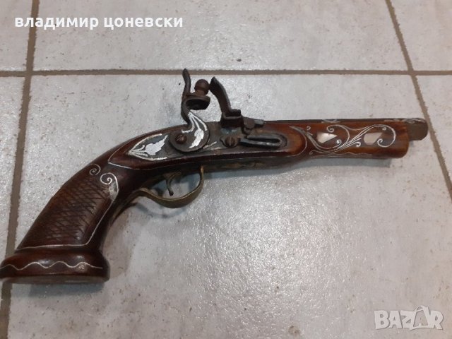 Стар кремъчен пистолет,пищов,оръжие, снимка 1 - Колекции - 42703646
