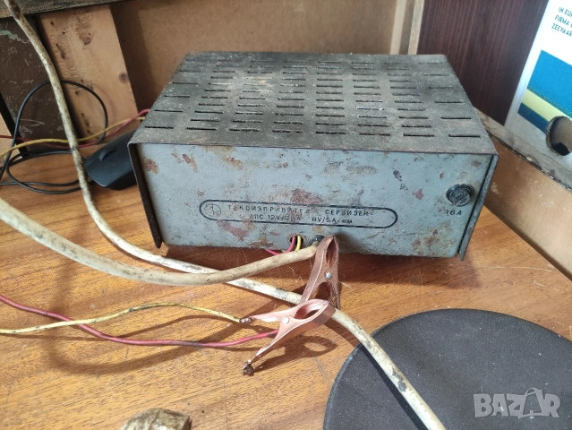 Зарядно за акумулатор (Токоизправител) 12V/6V – Перник, снимка 2 - Други инструменти - 53069401