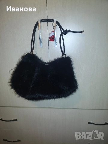 дамски нови чанти, снимка 2 - Чанти - 52557632