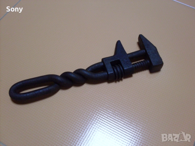 Стар раздвижен ключ., снимка 3 - Антикварни и старинни предмети - 52577381