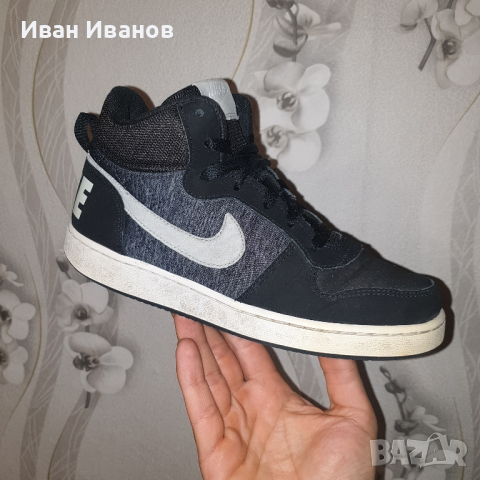 Nike Boys' Court Borough Mid  кецове / маратонки  номер 38 ,5- 39, снимка 17 - Детски маратонки - 44829524