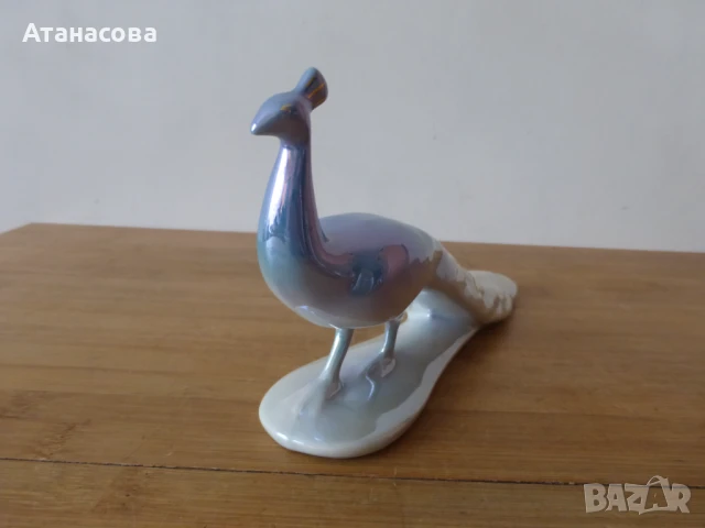 Българска порцеланова фигура Паун , снимка 4 - Декорация за дома - 50802399