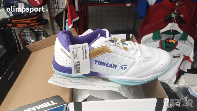 маратонки tibhar chaser нови каучукова подметка за зала размер 42,43, снимка 2 - Маратонки - 53843836