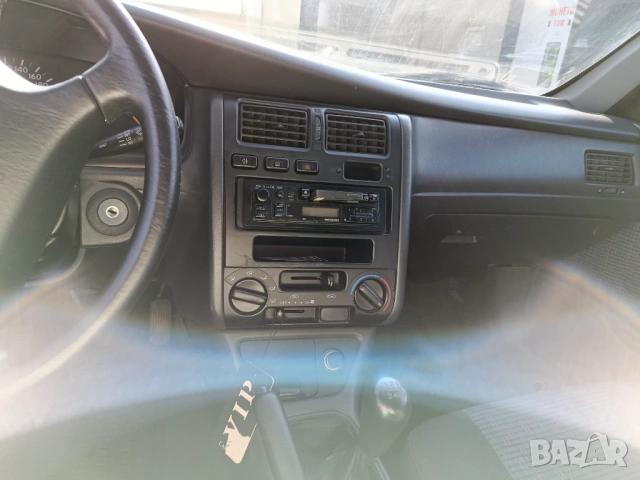 Продава Тойота Карина , снимка 4 - Автомобили и джипове - 53658643