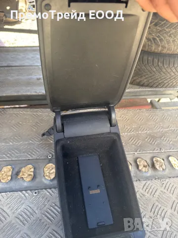 Подлакътник Ауди А6 Ц6 4Ф С6 Audi A6 C6 4F , снимка 4 - Части - 49570675